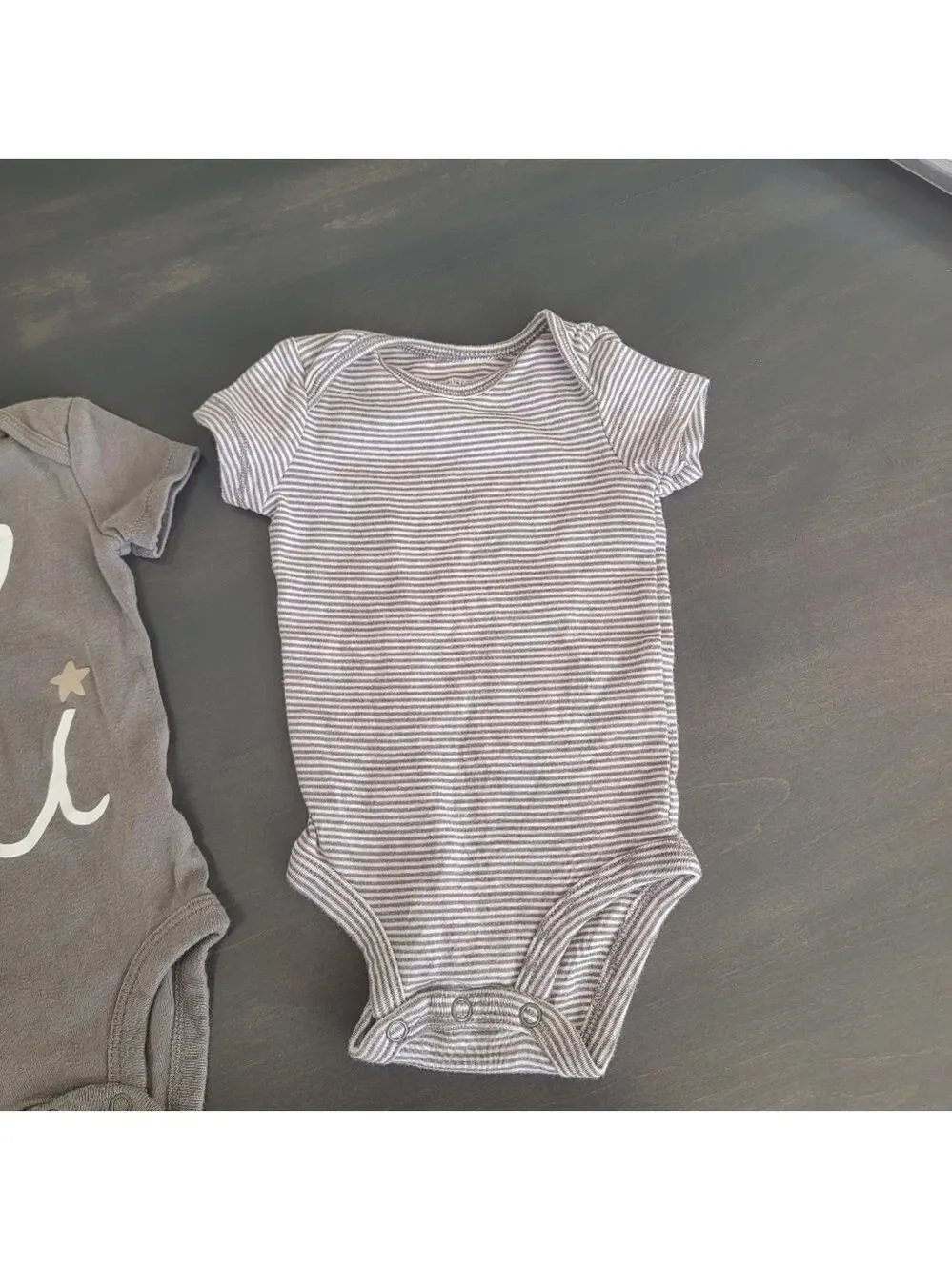 Carter's 3 Piece Onesie Bundle Hi, Zoo Animal Print, Striped Gray White 3 months